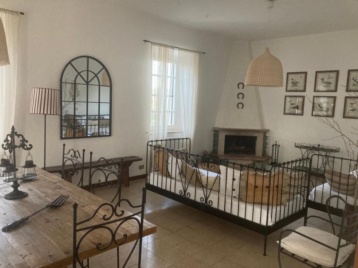La Villa De I Casali Del Troscio 卡帕尔比奥 外观 照片